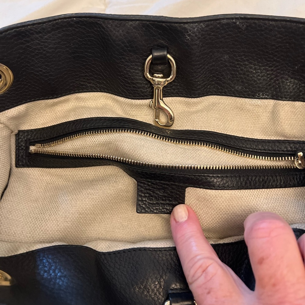 GUCCI BAG Authentic - Picture 15 of 16